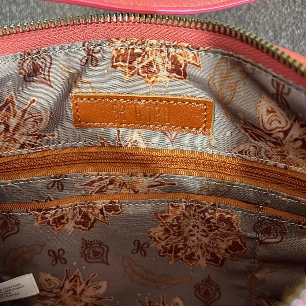 HOBO Drifter Crossbody Bag color Tea Rose NWT retired rare.